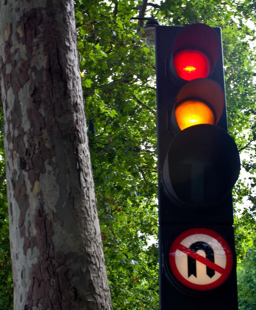 מה עושים כשהרמזורים לא עובדים?
